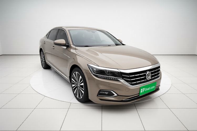 Used Volkswagen Passat 2019 330TSI Luxury Edition China VI Exterior 1