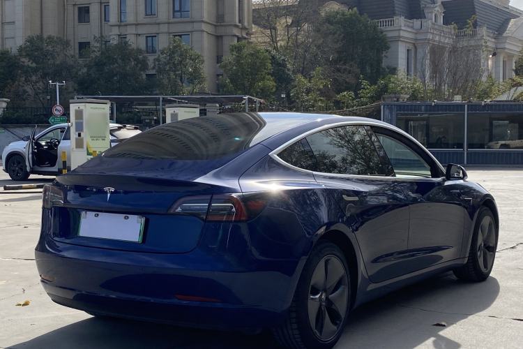 Used Tesla Model 3 2019 Long-Range Rear-Wheel-Drive Version
