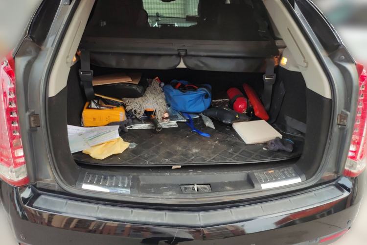 Used Cadillac SRX 2013 3.0L Comfort Model Trunk