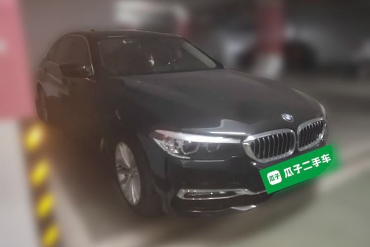 Used BMW 5 Series 2018 Revised Version 530Li Leading Edition Luxury Package Front Right 45 Deg