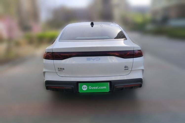 Used BYD Qin L 2025 DM-i Smart Drive 120KM Leading Model
