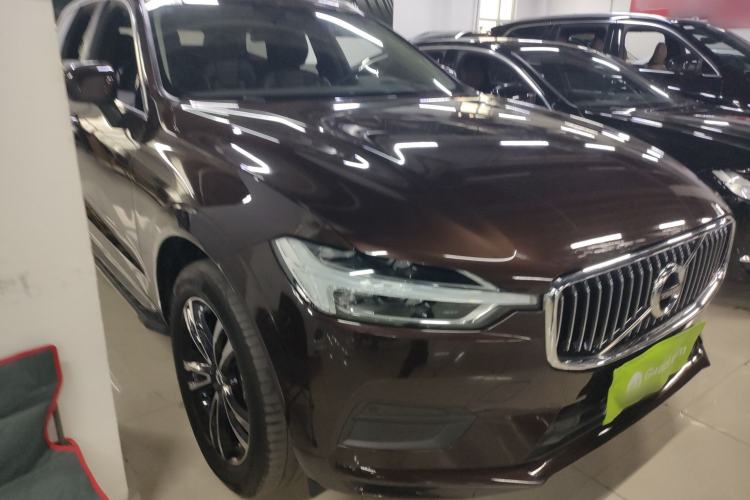 Used Volvo XC60 2019 T5 4x4 Zhiyuan Edition China VI Standard Front Right 45 Deg