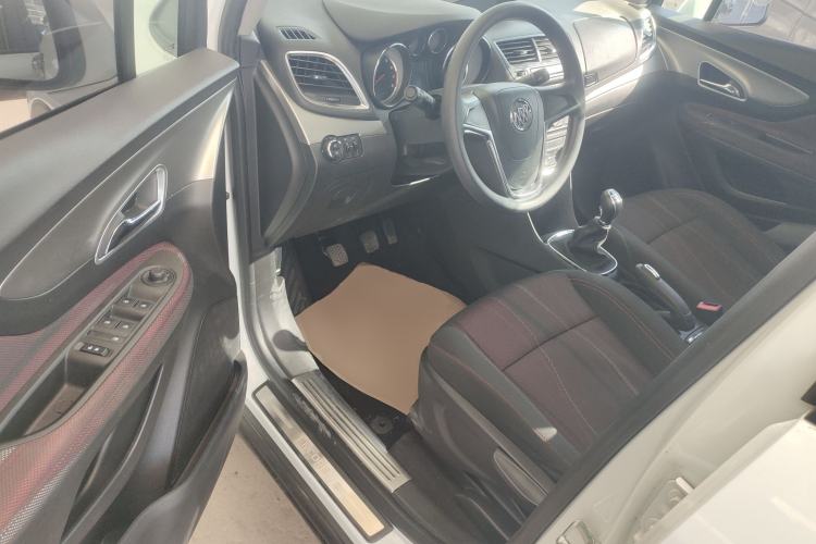 Used Buick Encore 2015 1.4T Manual Two-Wheel Drive Urban Advanced Model
