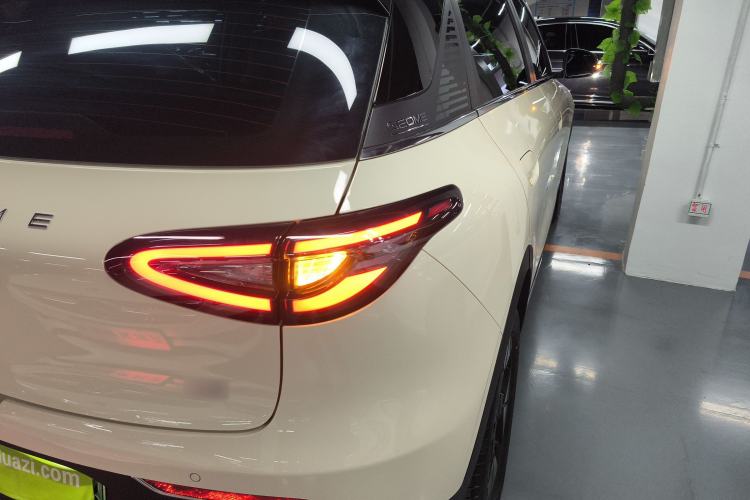 Used Geely Galaxy Geome 2025 UP 410km Exploration+ Edition