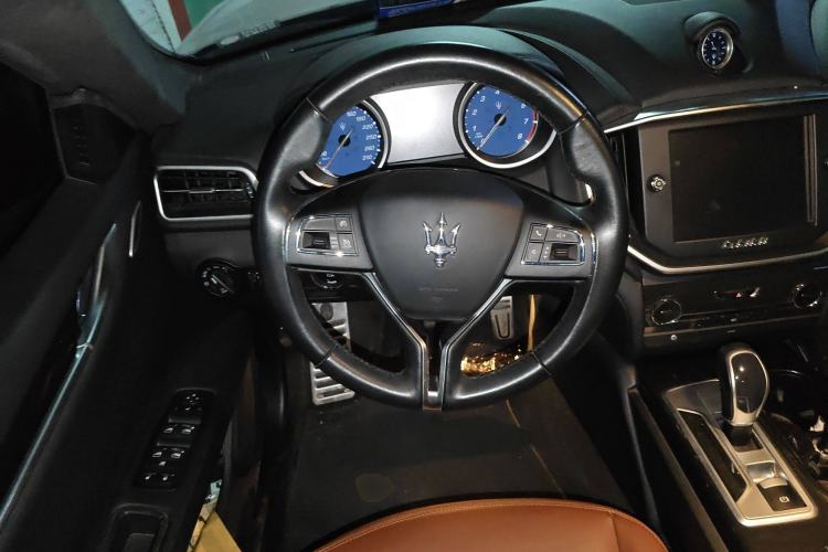 Used Maserati Ghibli 2014 3.0T Standard Edition
