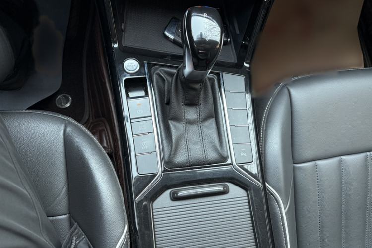 Used Volkswagen Passat 2022 330TSI Starry Elite Edition Custom Version Interior 3