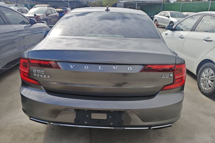 Used Volvo S90 2018 T4 Zhiyi Edition