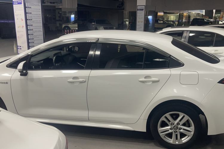 Used Toyota Levin 2022 Dual-Motor 1.8H E-CVT Leading Edition
