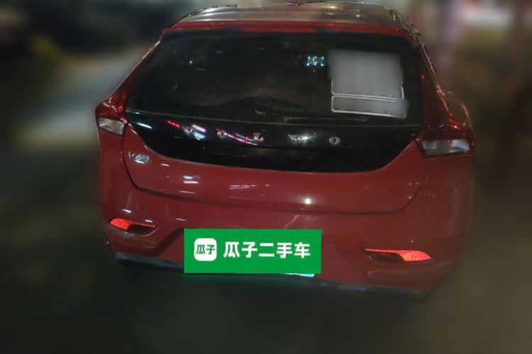 Used Volvo V40 2015 1.6T Zhiyi Edition