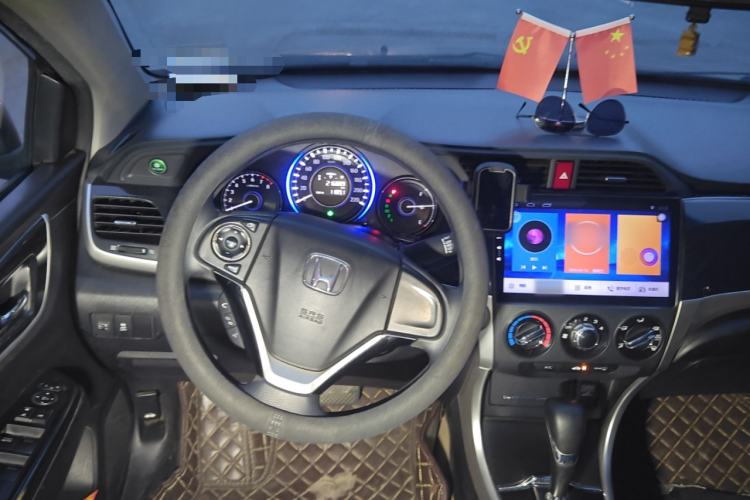 Used Honda Crider 2013 1.8L automatic luxury edition
