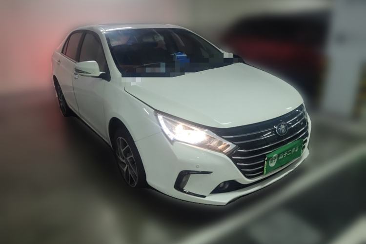 Used BYD Qin New Energy 2018 Qin EV450 Smart Connect Prestige Model
