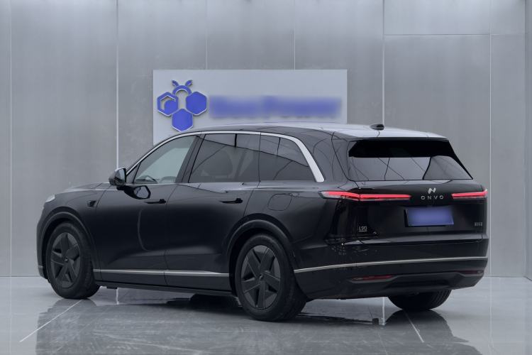 Used ONVO Luxeed L90 2025 Model—Max Six-Seater Version Exterior 2