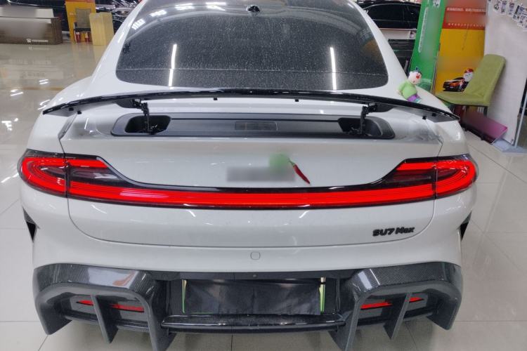 Used Xiaomi Auto SU7 2024 Four-Wheel Drive Ultra-Long Range Advanced Intelligent Driving Max Edition