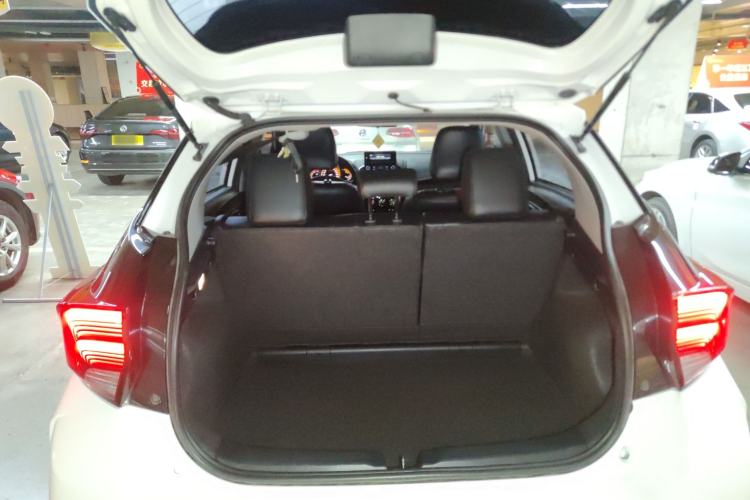 Used Toyota YARiS L Zhi Xuan 2022 X-Trail 1.5L CVT Luxury PLUS Edition
