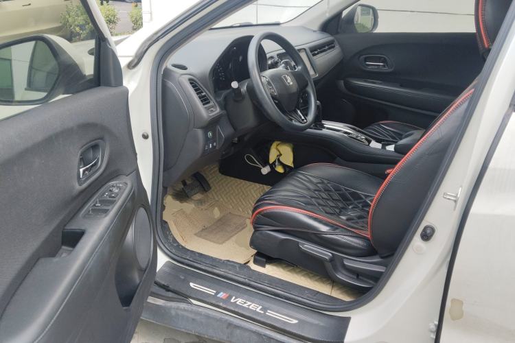 Used Honda Vezel 2020 1.5L CVT Pioneer Edition Driver Seat