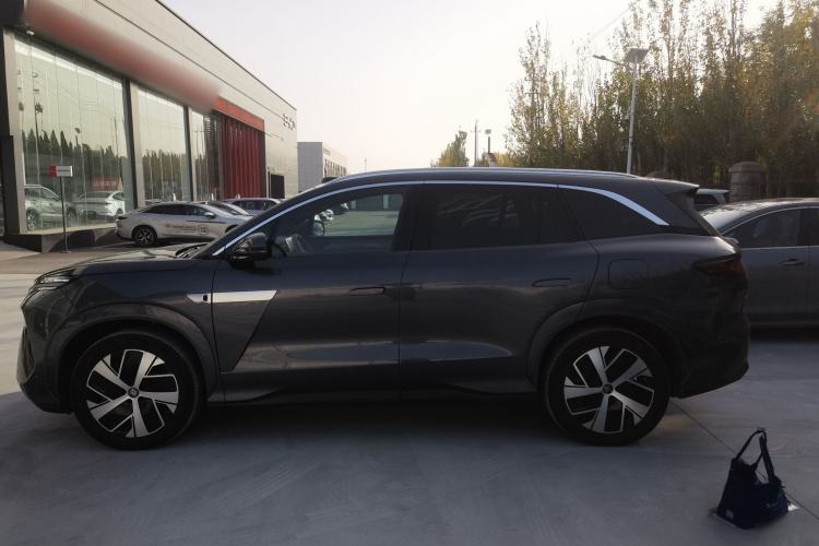 Used BYD Tang L 2025 DM 200KM Four-Wheel Drive LiDAR Flagship Model
