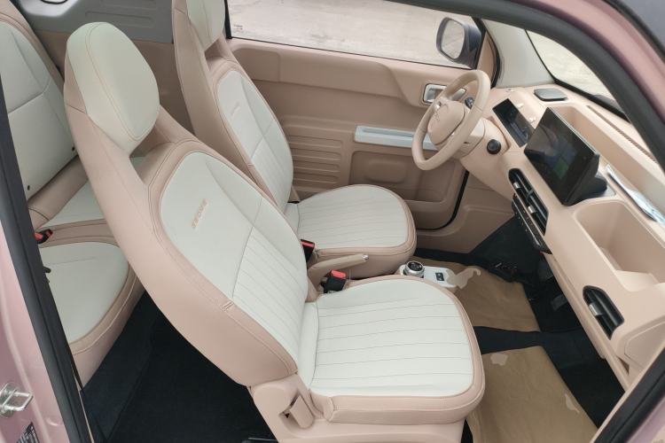 Used Geely Galaxy Panda 2023 Panda Mini 200km Dynamic Bear Right Front Seat