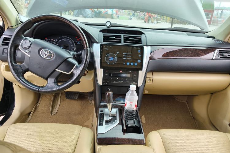 Used Toyota Camry 2015 2.0G Premier Edition
