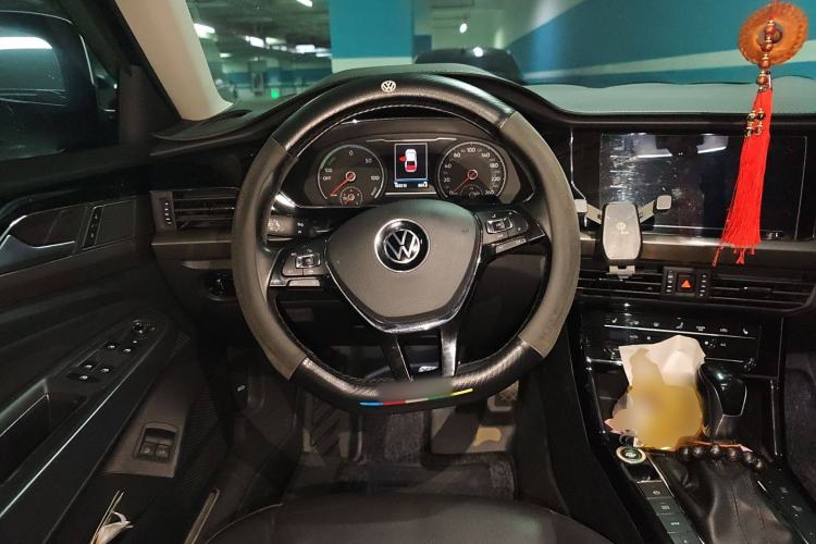 Used Volkswagen Passat New Energy 2020 430 PHEV Hybrid Elite Edition China VI Standard Steering Wheel