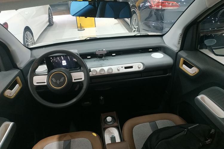 Used Wuling Hongguang MINIEV 2022 GAMEBOY 200km Gaming Edition with Lithium Iron Phosphate