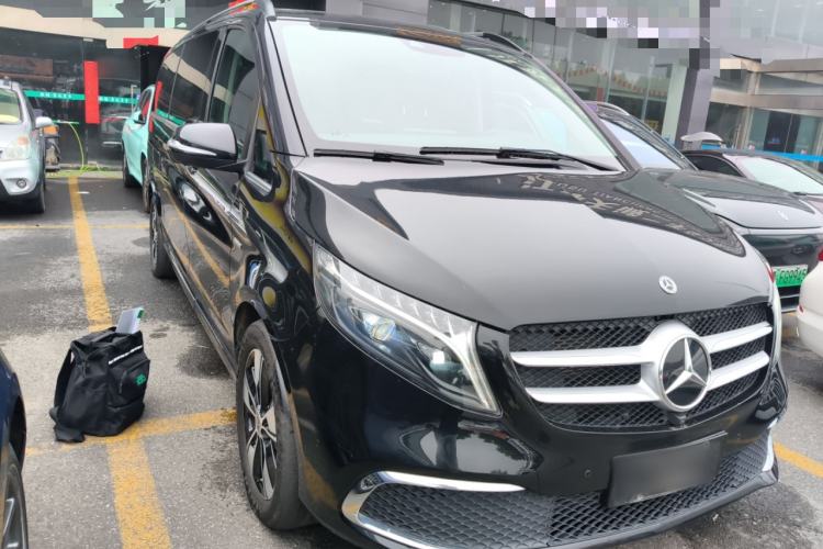Used Mercedes-Benz V-Class 2022 V 260 L Long Wheelbase Prestige Edition Exterior 1