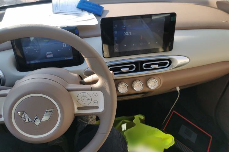 Used Wuling Hongguang MINIEV 2025 Four-Door Version Zhenxiang+ Edition