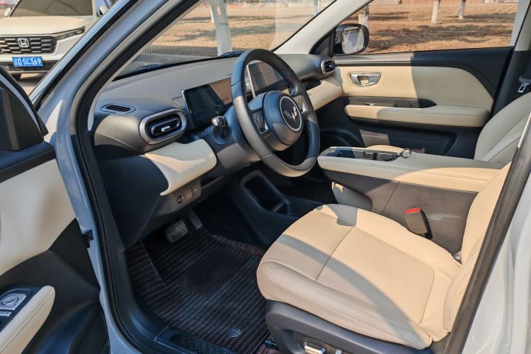 Used Wuling Bingo PLUS 2024 510 km Flagship Edition Four-Seater Version Interior 2