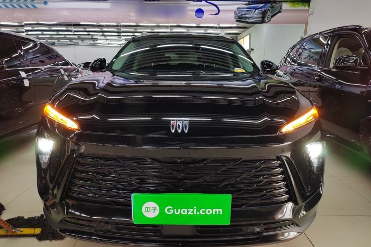 Used Buick Envision 2025 Encore Plus 28T Two-Wheel-Drive Platinum Edition