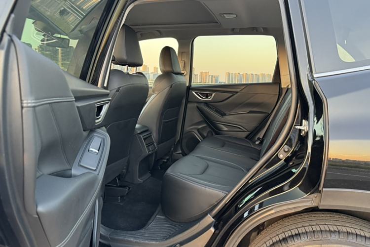 Used Subaru Forester 2019 2.0i Luxury Edition EyeSight
