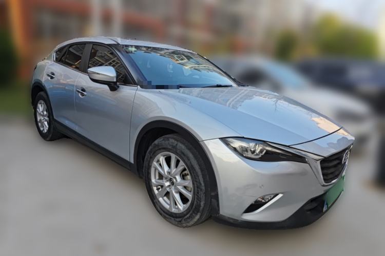 Used Mazda CX-4 2018 2.0L Automatic Two-Wheel Drive Blue Sky Dynamic Version China V Standard Front Right 45 Deg