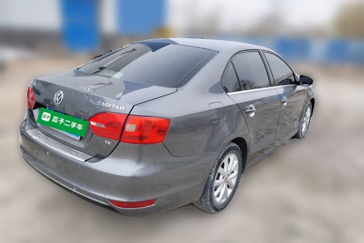 Used Volkswagen Sagitar 2012 1.4TSI Automatic Luxury Edition