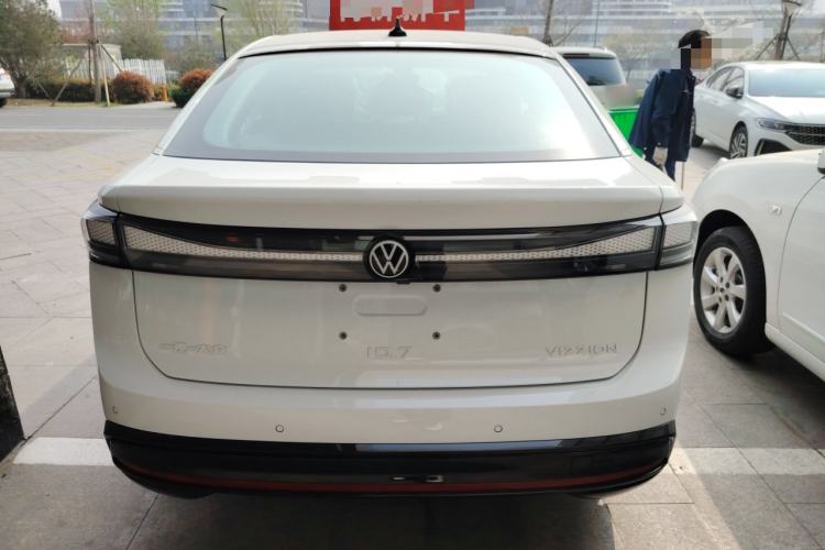 Used Volkswagen ID.7 VIZZION 2024 AIR model