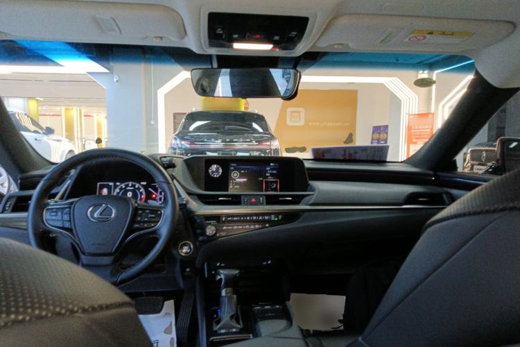 Used Lexus ES 2020 200 Excellence Edition
