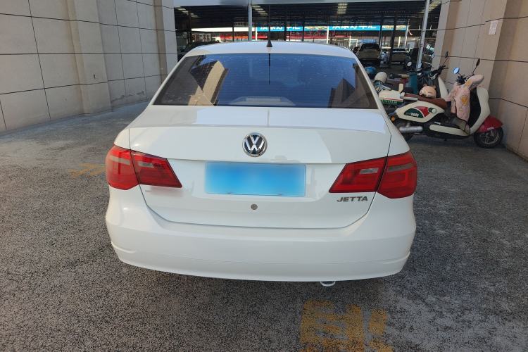 Used Volkswagen Jetta 2015 Zhuihui Edition 1.4L Manual Fashion Model
