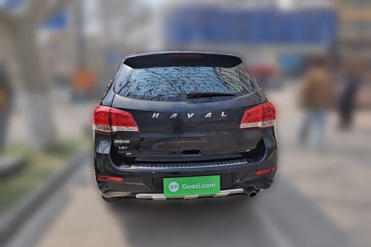 Used Haval H6 2015 Upgraded Model 1.5T Manual Two-Wheel Drive Elite Version
