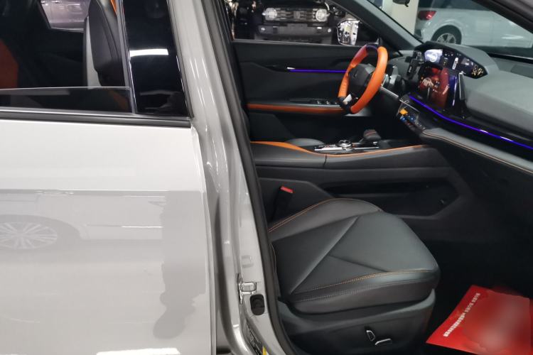 Used CHANGAN UNI-V 2022 1.5T Prestige Version
