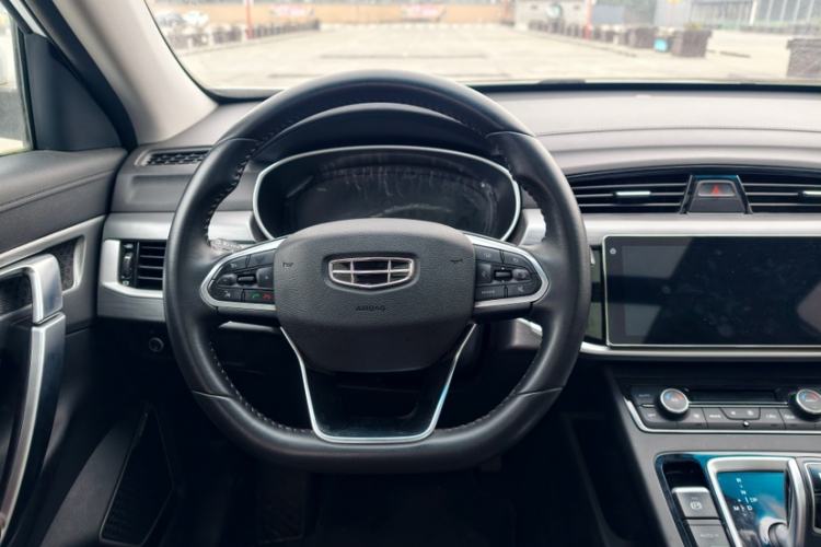 Used Geely Auto Emgrand X7 Sport 2022 1.8TD DCT Zhiya Trim
