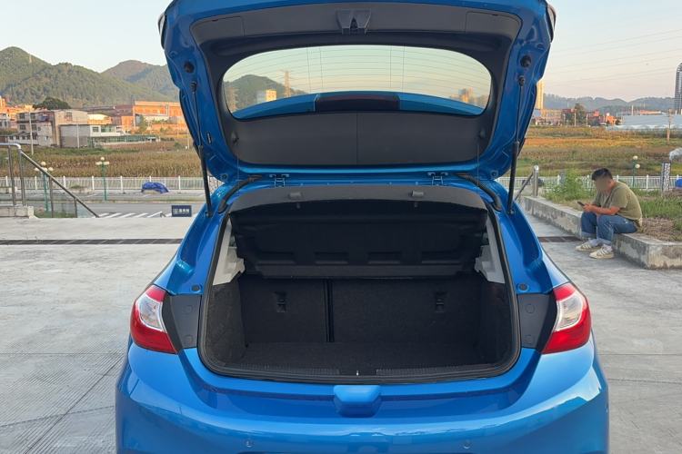 Used Chevrolet Cruze 2017 1.4T Hatchback Dual-Clutch Lingfeng Edition