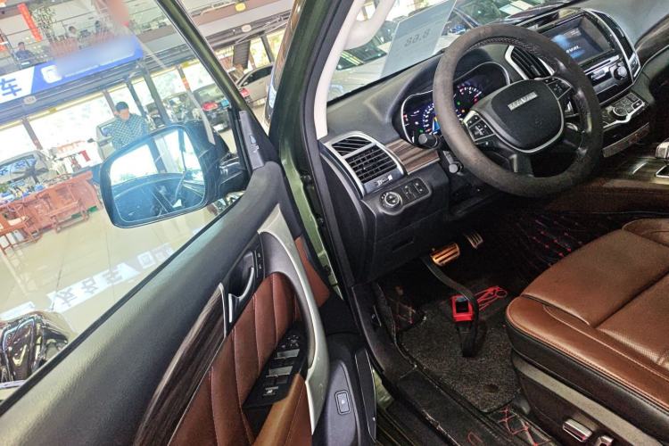 Used Haval H9 2017 2.0T Gasoline 4x4 Prestige Model 7 Seats