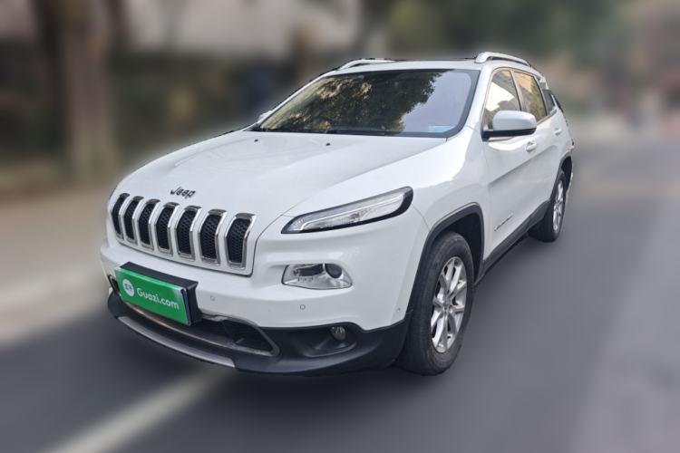 Used Jeep Cherokee 2016 2.4L Professional Smart Version