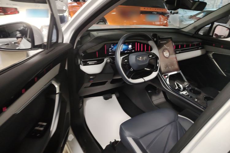 Used Geely Auto FX11 2023 1.5TD DCT Glory Edition
