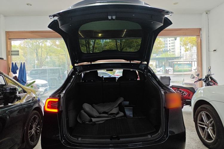 Used Tesla Model Y 2024 Rear-Wheel-Drive Version Trunk