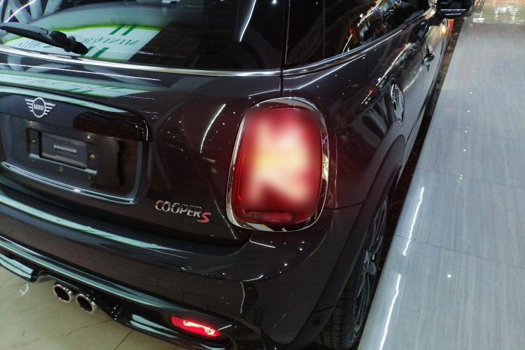 Used MINI 2021 2.0T COOPER S Classic Edition Right Rear Taillight