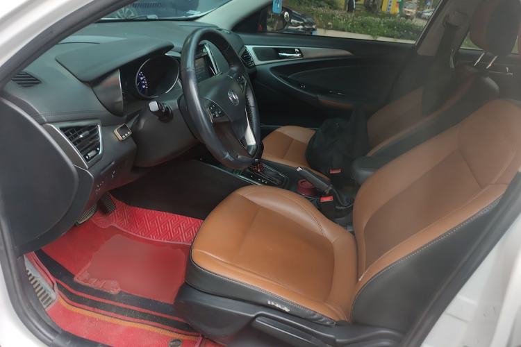 Used CHANGAN Eado 2016 1.6L GDI Automatic JingShang Model Left Front Seat