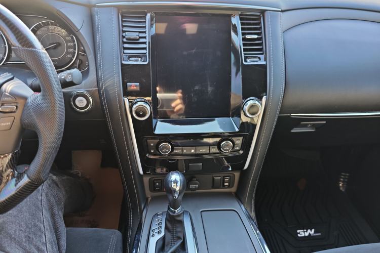 Used Nissan Patrol 2018 4.0L LinkedIn Edition