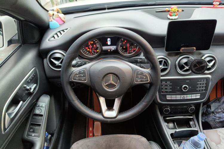 Used Mercedes-Benz A-Class 2018 A 200 Fashion Model Steering Wheel