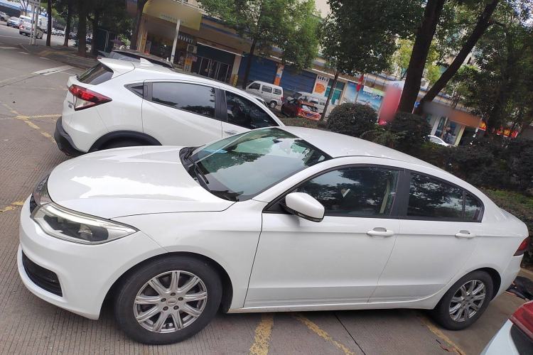 Used Qoros 3 2016 Sedan 1.6L Manual ZhiXiang Model
