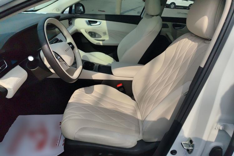 Used Roewe D7 2023 DMH 125km Excellence Edition
