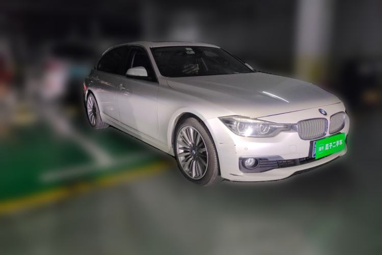 Used BMW 3 Series 2019 320Li Fashion Model Front Right 45 Deg