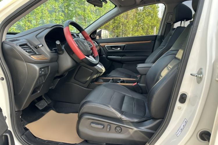 Used Honda CR-V 2017 240TURBO CVT Front-Wheel Drive Fashion Edition